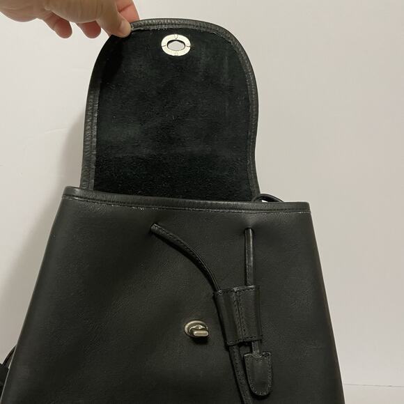 Vintage 1990s Coach 9960 Black Soft Leather Turnlock Daypack Mini Backpack Purse - Picture 11 of 14